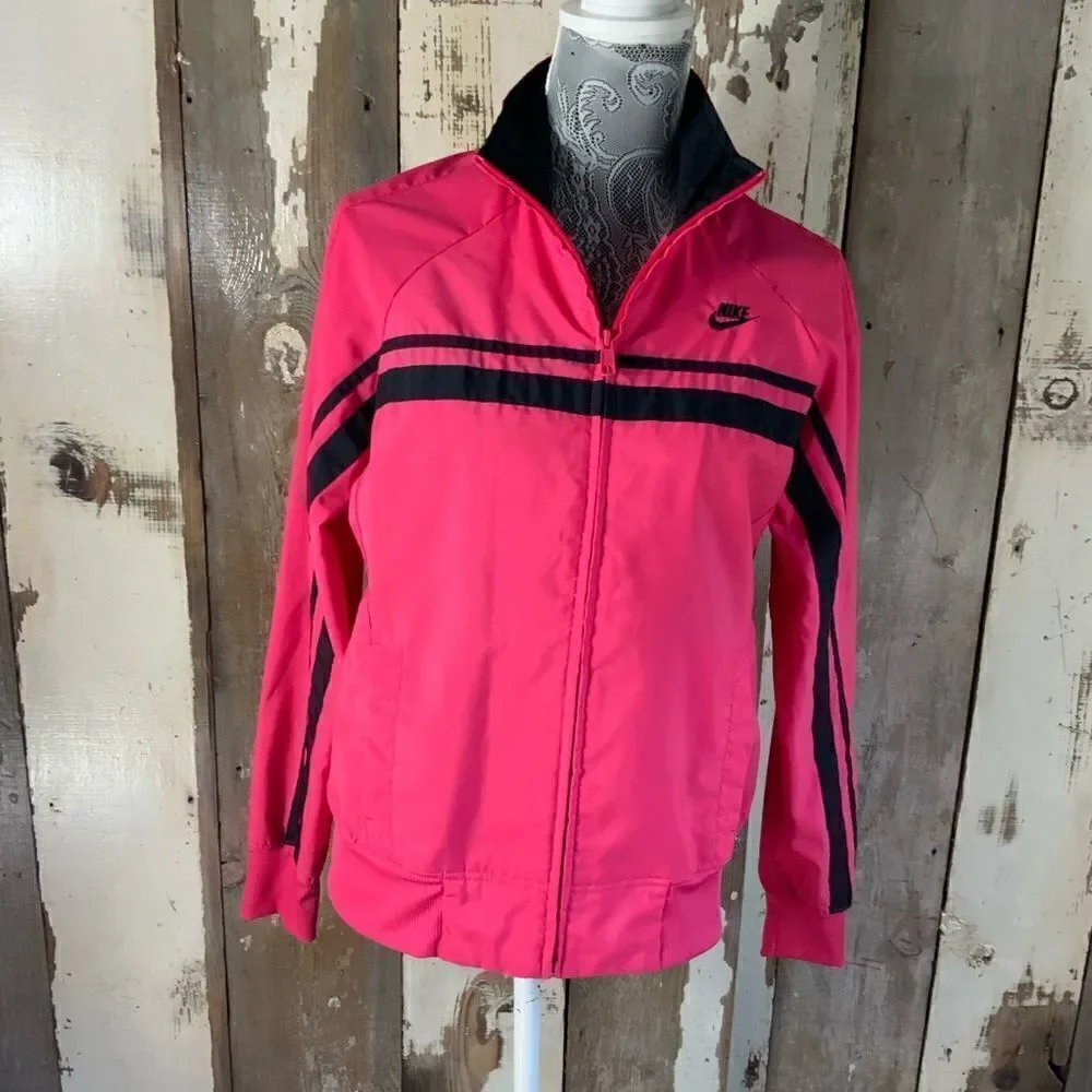 NIKE Sportswear lightweight jacket